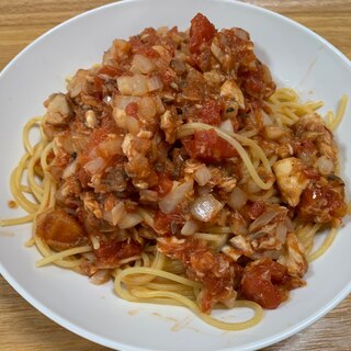 サバ缶トマトパスタ